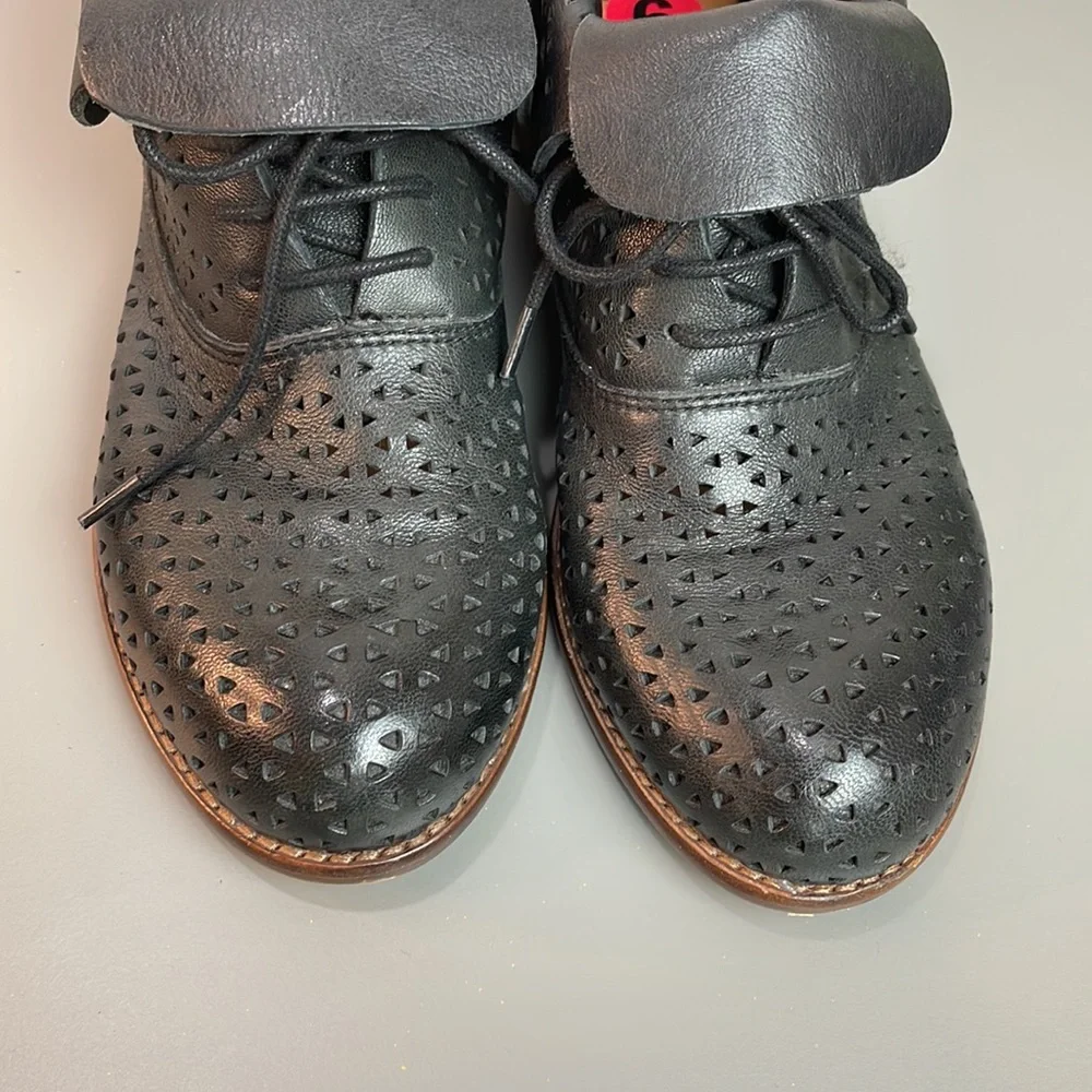 PATRICIA NASH PERFORATED SABRINA BOOTIE FOLD OVER BOOTIES BOOTS ANKLE 6
